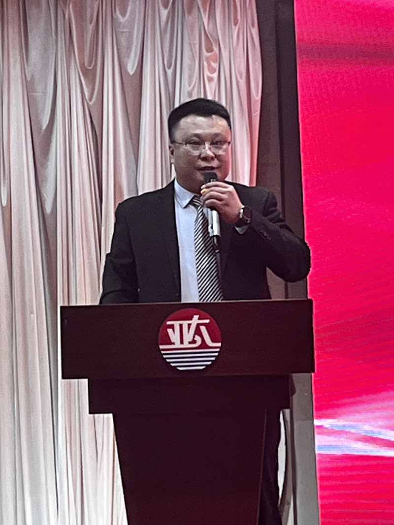 牟世朋.jpg 牟世朋.jpg